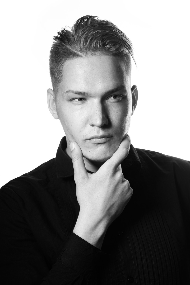 Певец Игорь Санковский принял участие в кастинге шоу «Голос». Он рассказал подробности происходящего на сцене и поделился своими впечатлениями от прослушивания