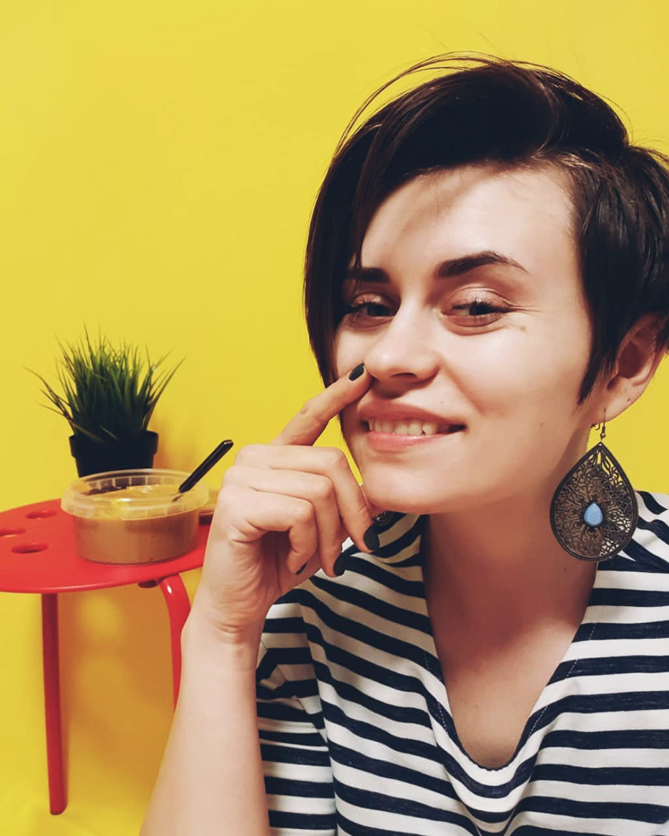 Алена Макарова начинала с экопостов в «Инстаграме», а теперь работает вместе с региональным оператором над проектами по сортировке и грамотной утилизации