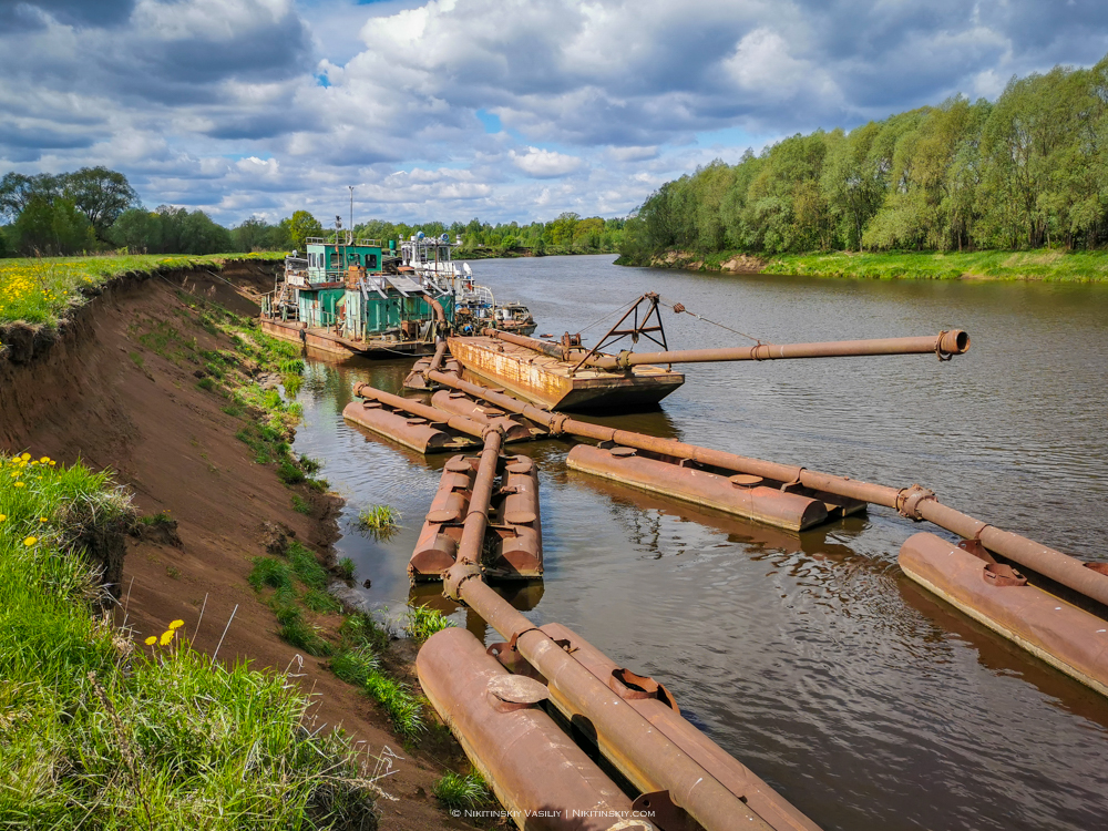 Василий Никитинский поделился фотографиями со стоянки кораблей под Владимиром