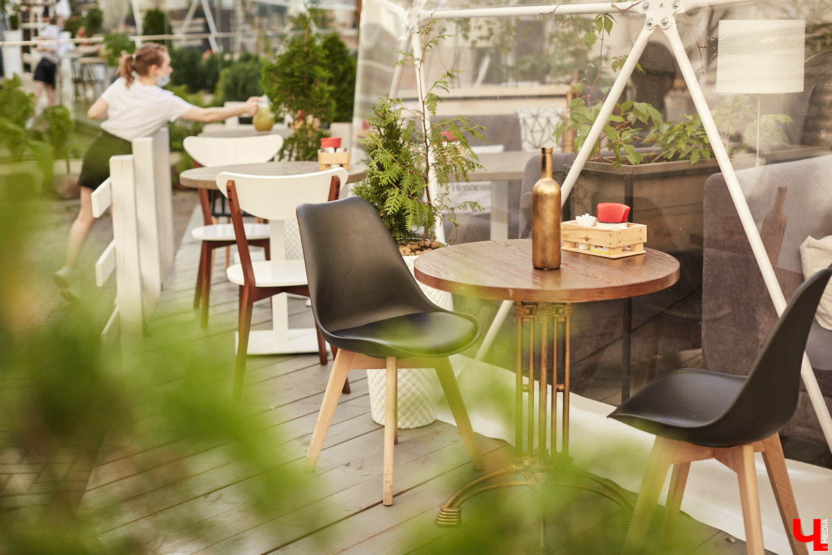 «Заведение в заведении», или Всепогодная веранда. Рассказываем о новом проекте Monicagroup