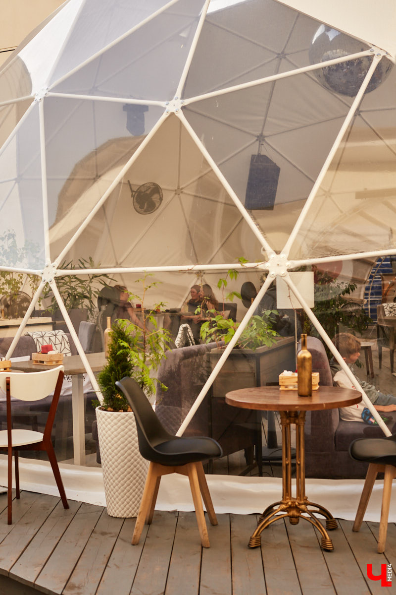 «Заведение в заведении», или Всепогодная веранда. Рассказываем о новом проекте Monicagroup