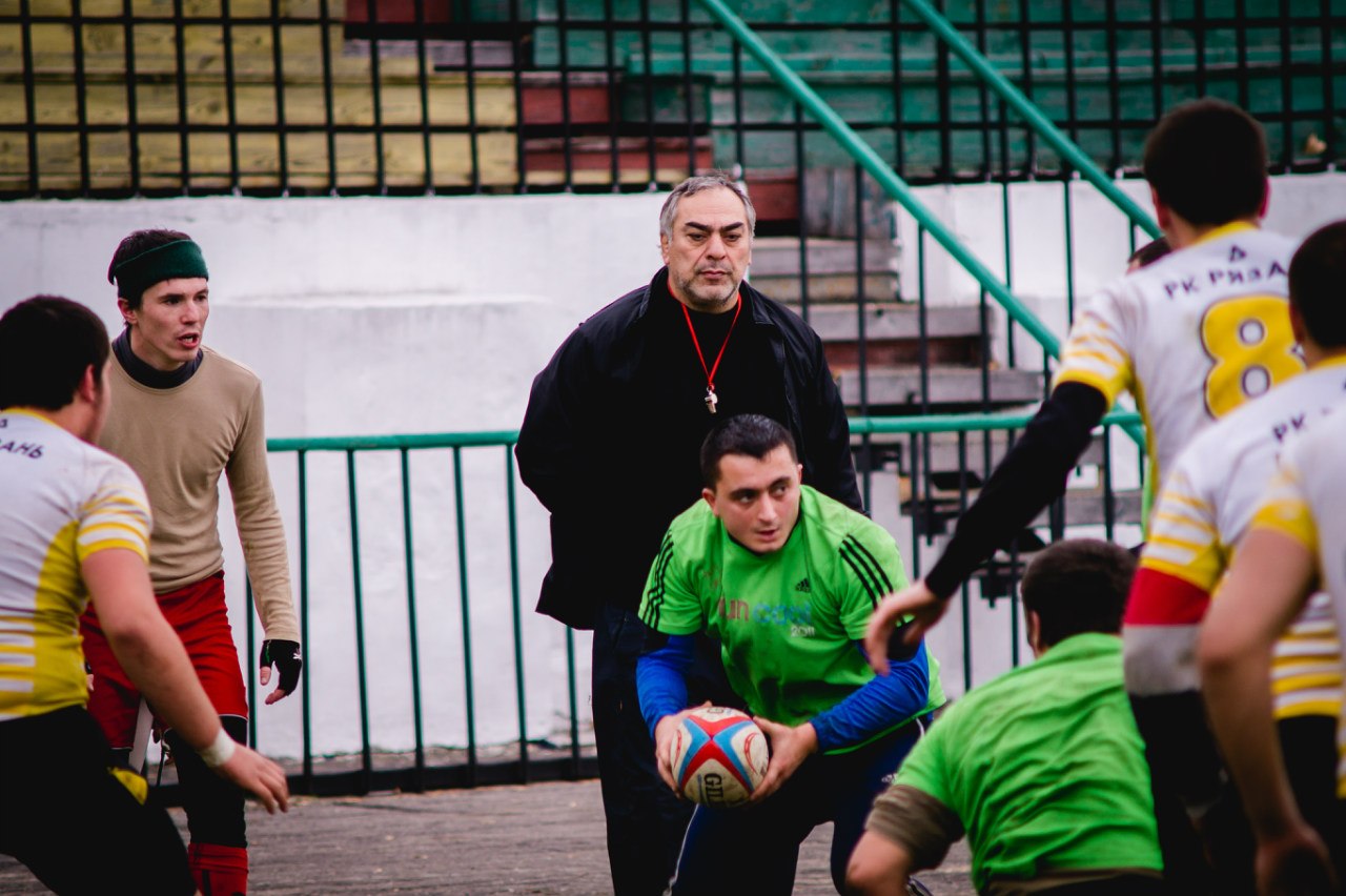 У владимирского регби юбилей — позади десять лет плотной работы. Рассказываем о достижениях наших спортсменов, создавших Федерацию, организовавших первые областные турниры и проработавших с профессионалами международного уровня