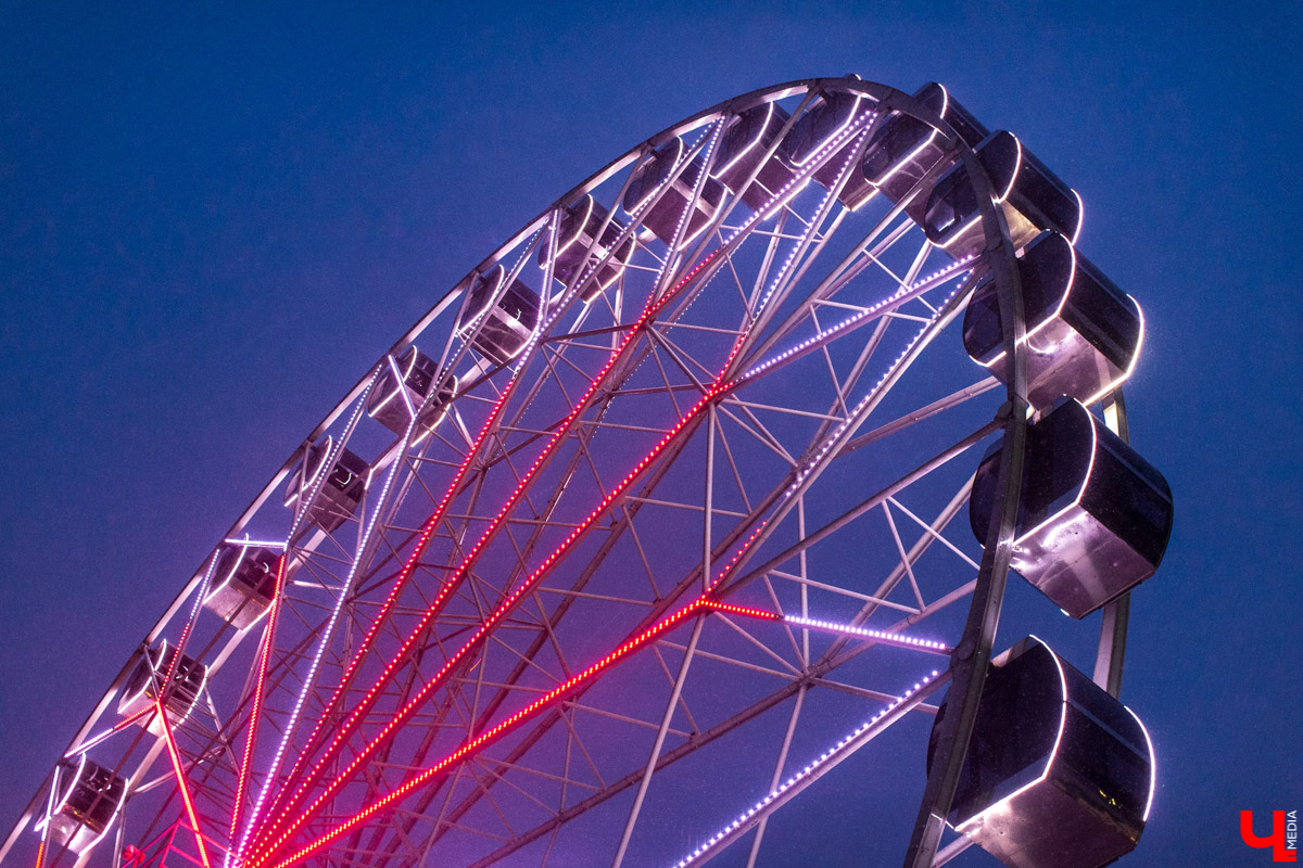 Парки открылись, фонтаны бьют, аттракционы включены. Чего не хватает для полного счастья? Мероприятий и не только!