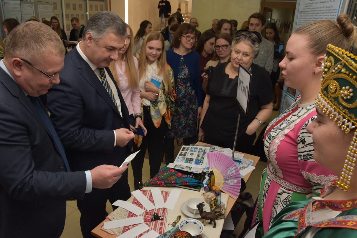 Куда пойти учиться? Выпускники ВлГУ поделились своими отзывами и дали советы будущим студентам