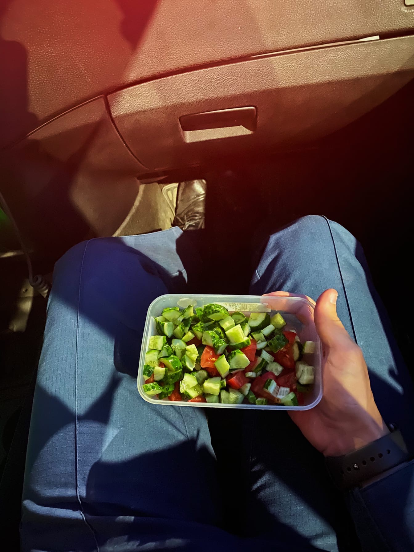 Одна из самых загадочных и нетривиальных историй о блогах из Владимира. Артем Ратников приехал в областной центр с лекцией, остался на ПМЖ, устроился в МЧС и теперь ведет блог о чрезвычайных событиях города