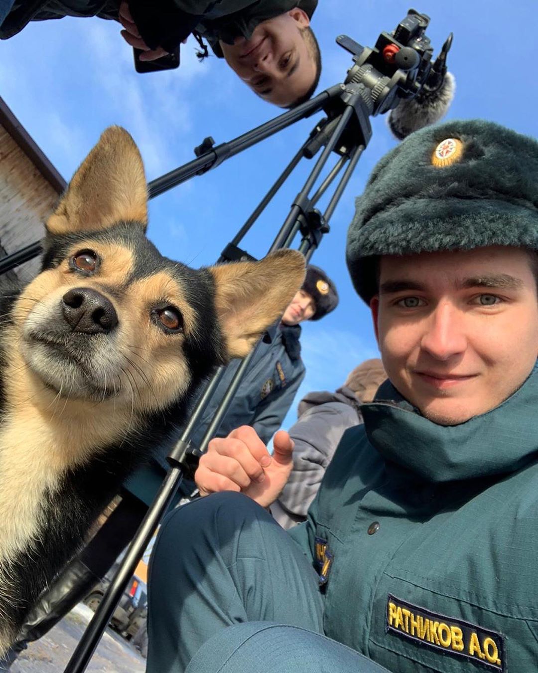 Одна из самых загадочных и нетривиальных историй о блогах из Владимира. Артем Ратников приехал в областной центр с лекцией, остался на ПМЖ, устроился в МЧС и теперь ведет блог о чрезвычайных событиях города