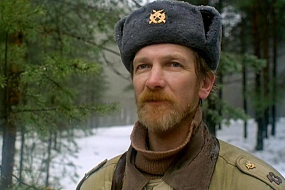 Известный актер Виктор Бычков озвучил экскурсию для аудиогида по суздальскому Музею деревянного зодчества. Мы протестировали новинку и делимся впечатлениями