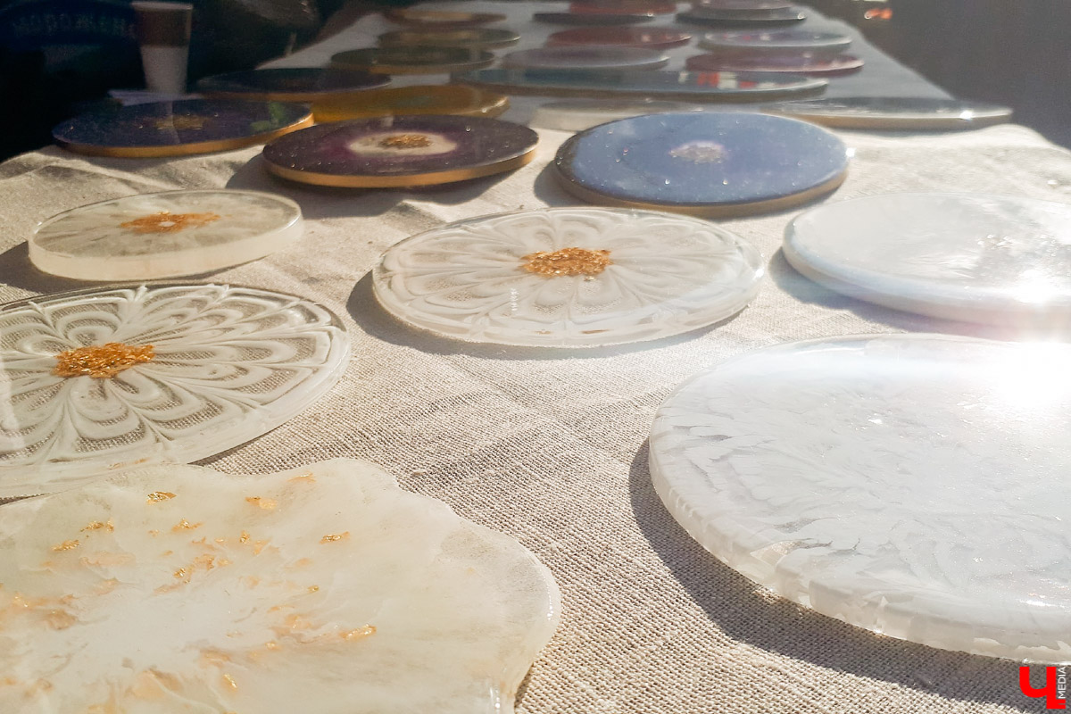 25 и 26 июля во Владимире работал «Летний маркет». На этот раз мастера хендмейда разместились в «РестоДворе» на Девической