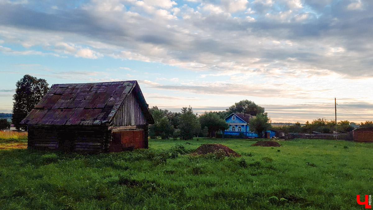 Села Хотенское и Новгородское в Суздальском районе могут похвастаться интересной историей. А еще в них стоят красивые заброшенные храмы