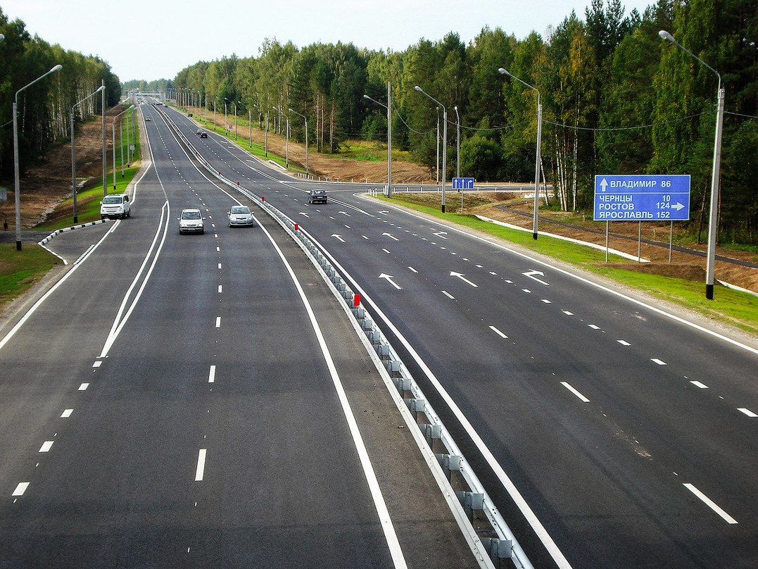 Пять важных дорожных событий за неделю: о трассах М7 и М12, а еще о пешеходных переходах и топливе