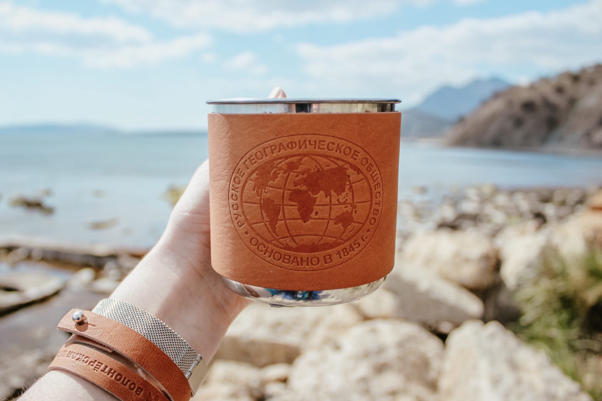 Способов бюджетных путешествий существует немало, и один из них — волонтерский. Активисты владимирского Молодежного клуба РГО предпочитают именно его, регулярно отправляясь в экспедиции и на слеты