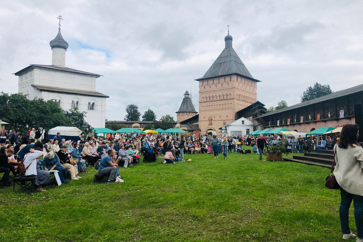 Чего ждать от августа-2020? Множества ярких культурных событий! Мы составили подробную афишу