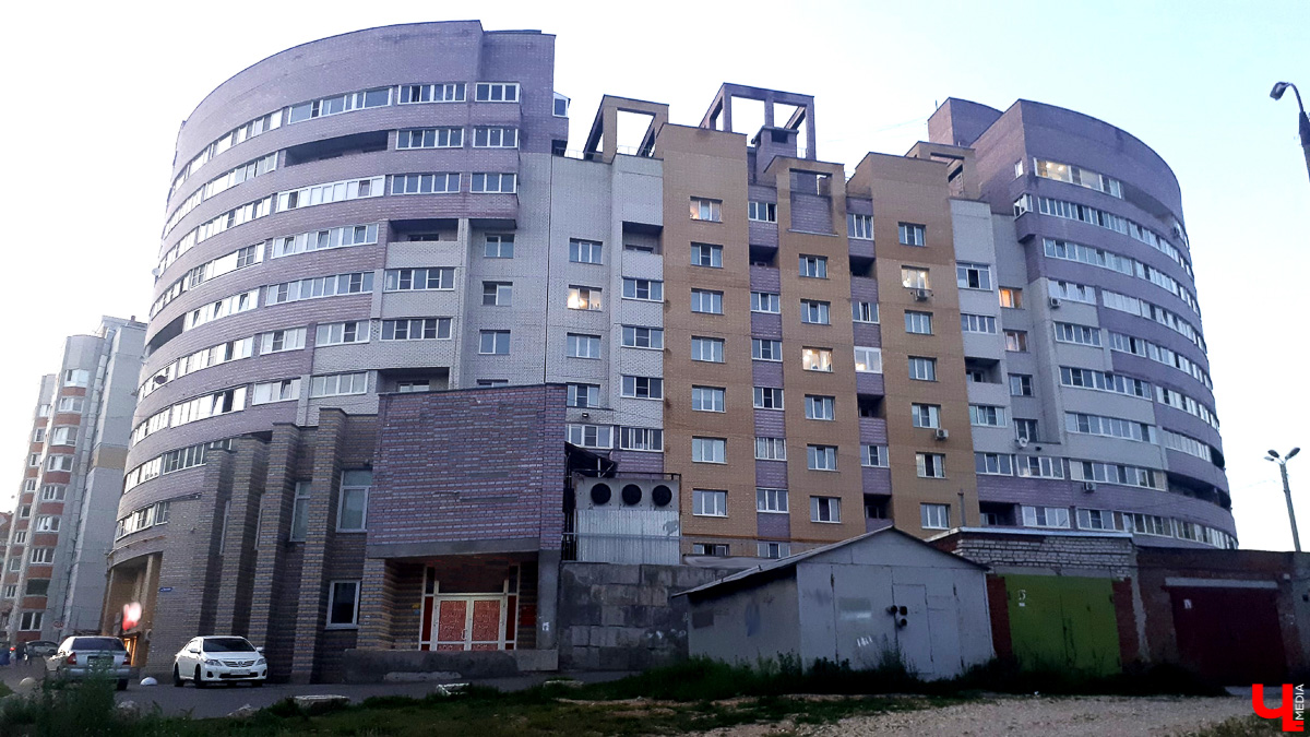 Фотопрогулка по Юго-западному району Владимира. Необычные дома на улицах Нижняя Дуброва, Пугачева, Совхозная, Красная