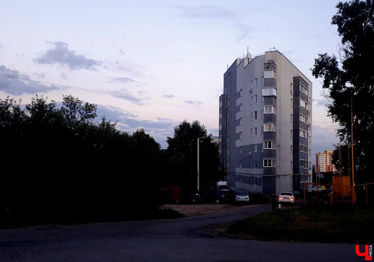 Фотопрогулка по Юго-западному району Владимира. Необычные дома на улицах Нижняя Дуброва, Пугачева, Совхозная, Красная