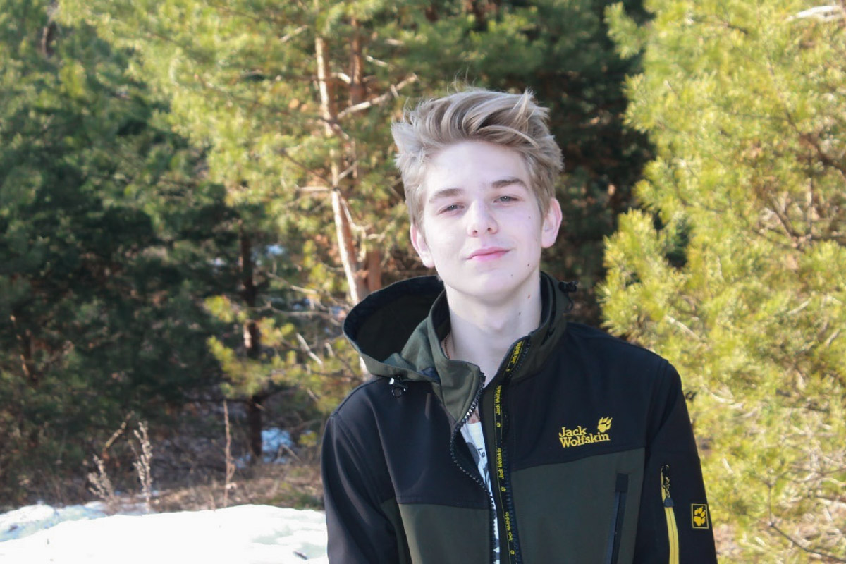 Стали известны результаты очередных ЕГЭ. И оказалось, что сразу пятеро владимирских выпускников, которые получили наивысшие баллы, учились в одном классе. Мы взглянули на эти умные лица и пообщались с их классным руководителем