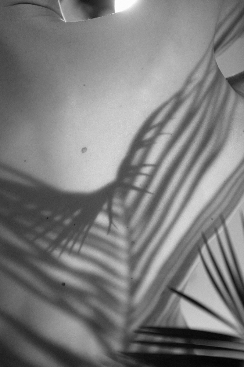 Фотограф Анастасия Зиньковская рассказала о своем проекте @a_few_naked_stories. Он посвящен принятию себя