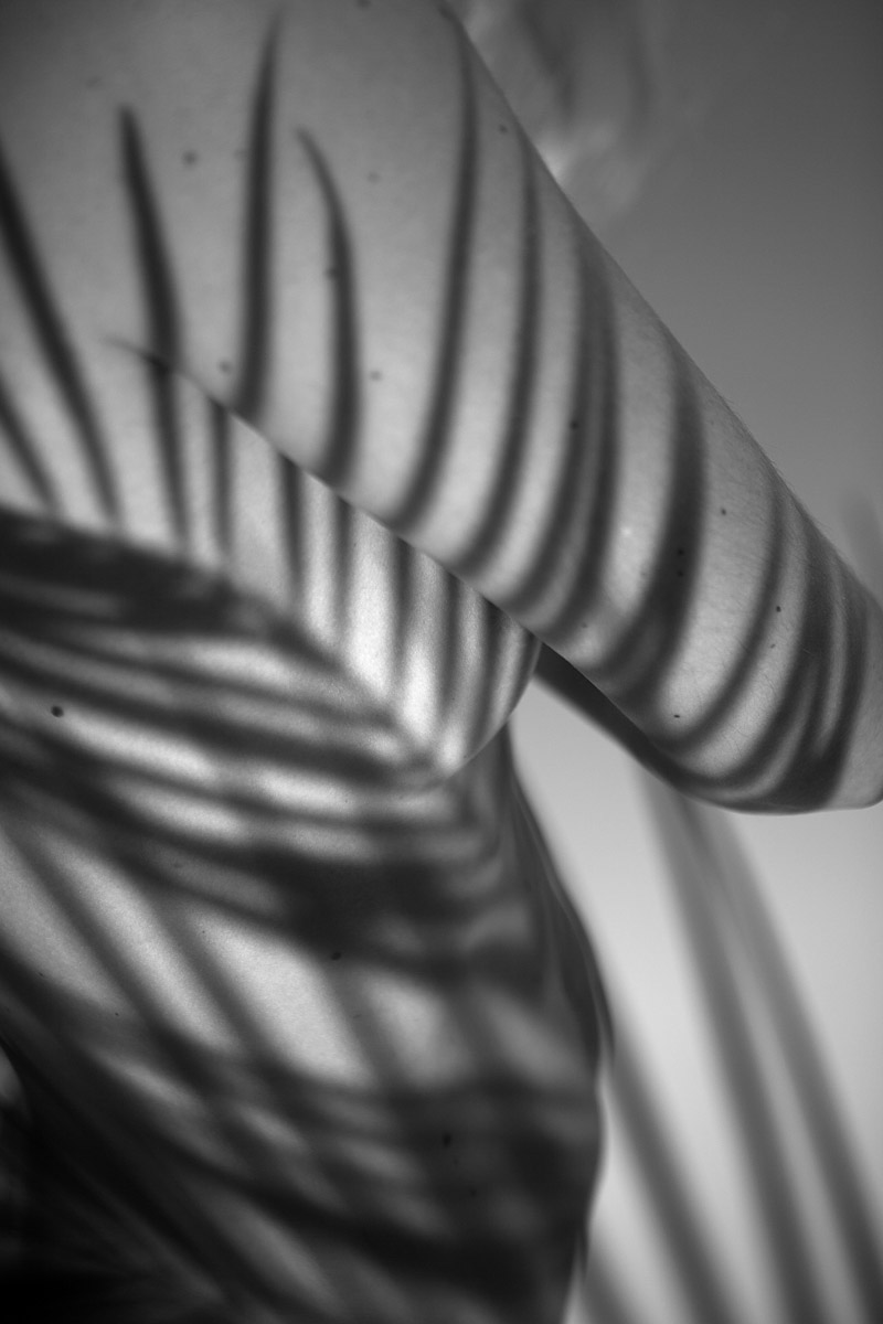 Фотограф Анастасия Зиньковская рассказала о своем проекте @a_few_naked_stories. Он посвящен принятию себя