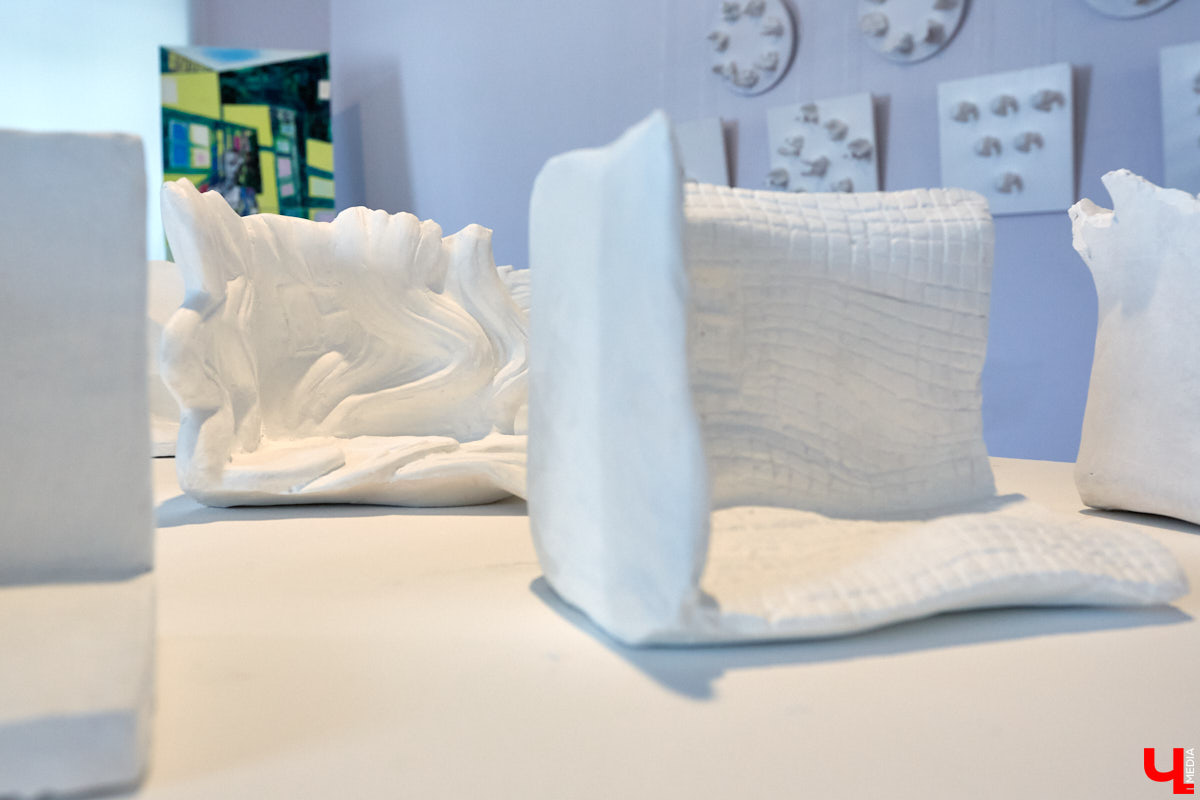 С 5 по 23 августа в Центре пропаганды ИЗО будет работать выставка Всероссийского форума «АРТ-МАСТЕРСКАЯ XXI»