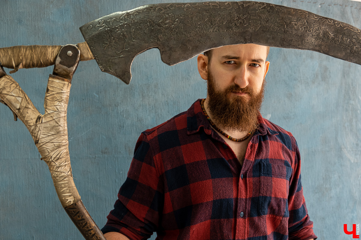 Владислав Балалай коллекционирует артефакты из фильмов, игр, комиксов и книг. Фанатский уголок занимает важное место в его квартире