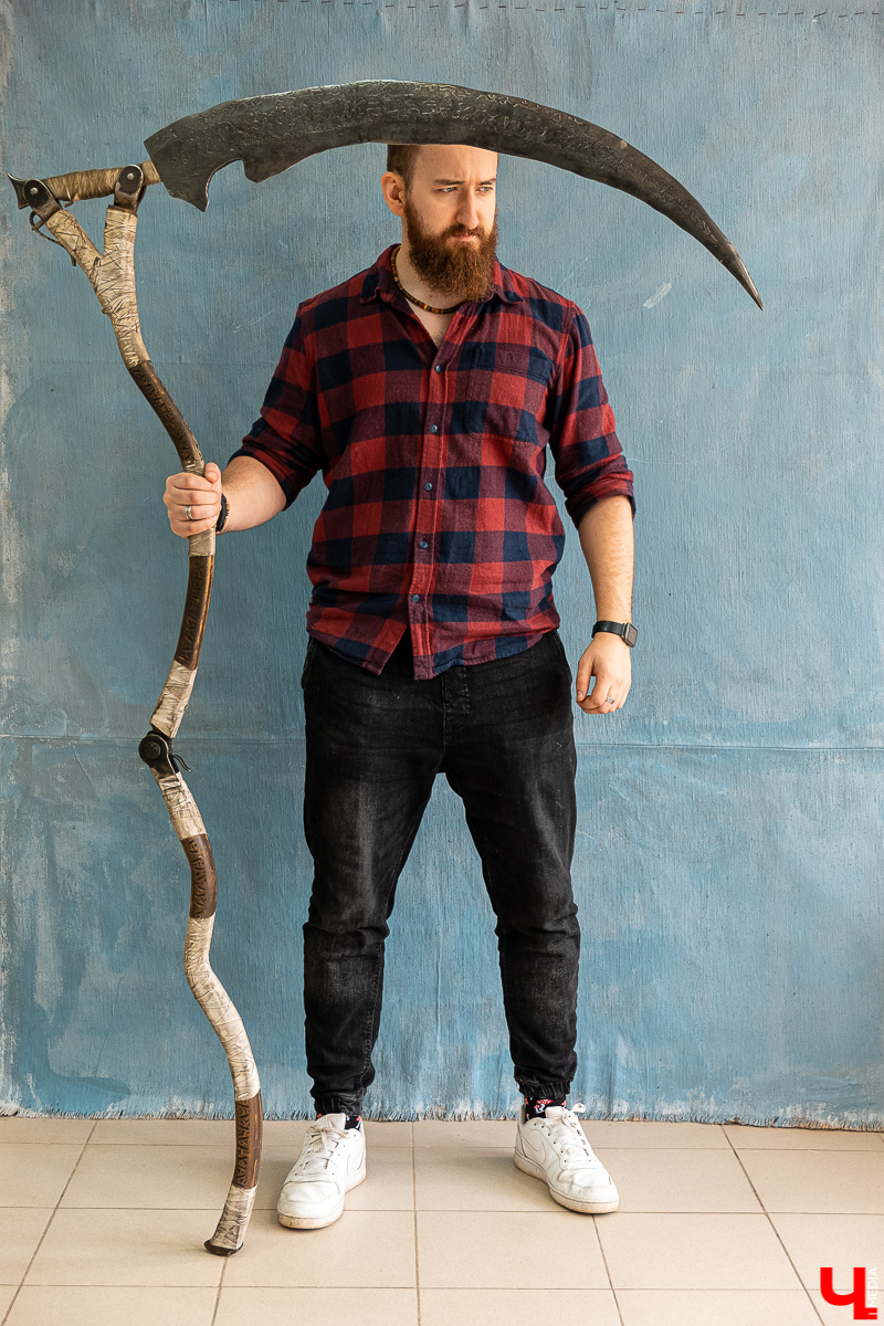 Владислав Балалай коллекционирует артефакты из фильмов, игр, комиксов и книг. Фанатский уголок занимает важное место в его квартире