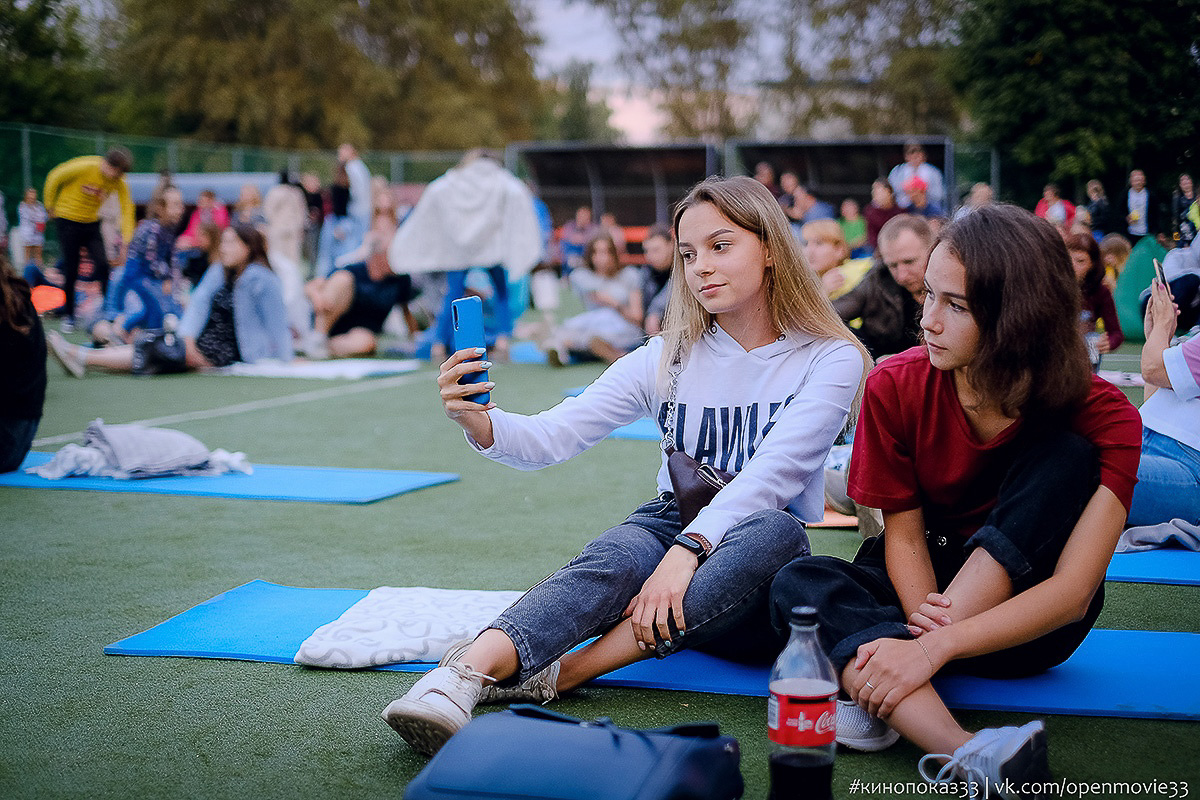 Кино, музыка и спорт. Сразу несколько крупных событий прошли во вторые выходные августа во Владимирской области: открытый кинопоказ, фестиваль бардовской песни и День физкультурника