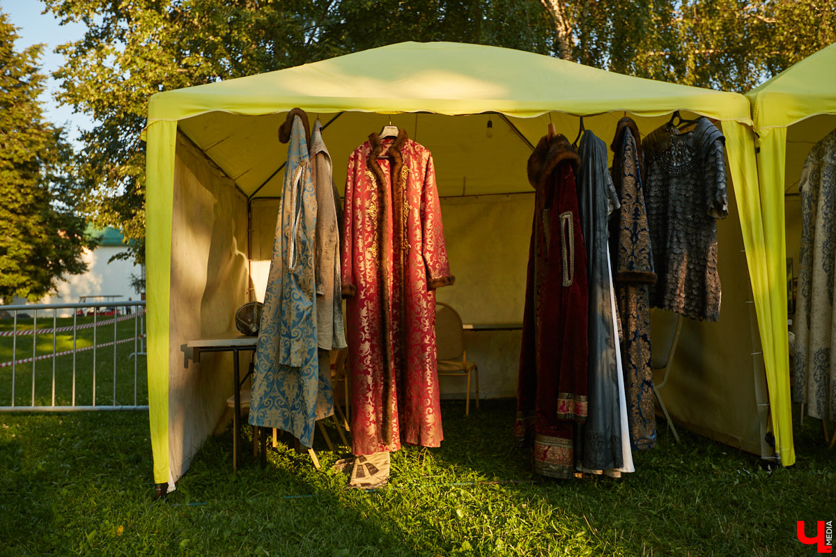 Спектакль «Андрей Боголюбский» открыл сезон «Летних театральных вечеров в Суздале»