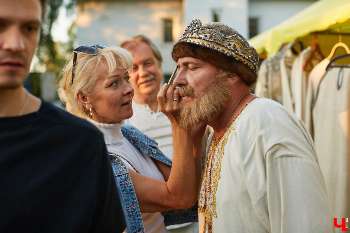 Спектакль «Андрей Боголюбский» открыл сезон «Летних театральных вечеров в Суздале»