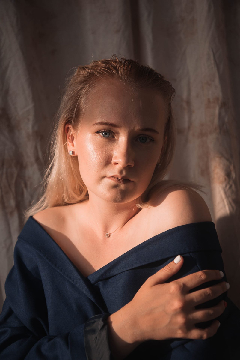 9 августа на главном канале страны показали 1/4 Премьер-лиги КВН. Наша команда «Заряд» тоже приняла в ней участие