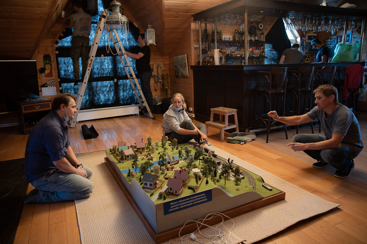 Наблюдаем за работой российского режиссера Владимира Миначёва (Макина) и игрой актера Алексея Маклакова глазами владимирского фотографа Алёны Гуриной