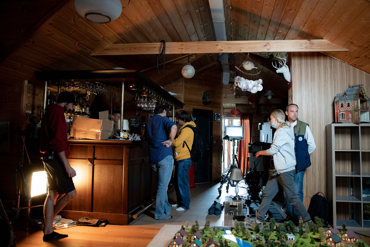 Наблюдаем за работой российского режиссера Владимира Миначёва (Макина) и игрой актера Алексея Маклакова глазами владимирского фотографа Алёны Гуриной