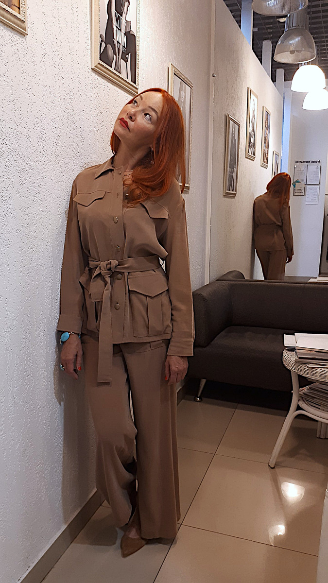 Осень-2020 начнется со дня на день. Стилист Ирина Безбородова помогла нам составить обзор трендовых вещей