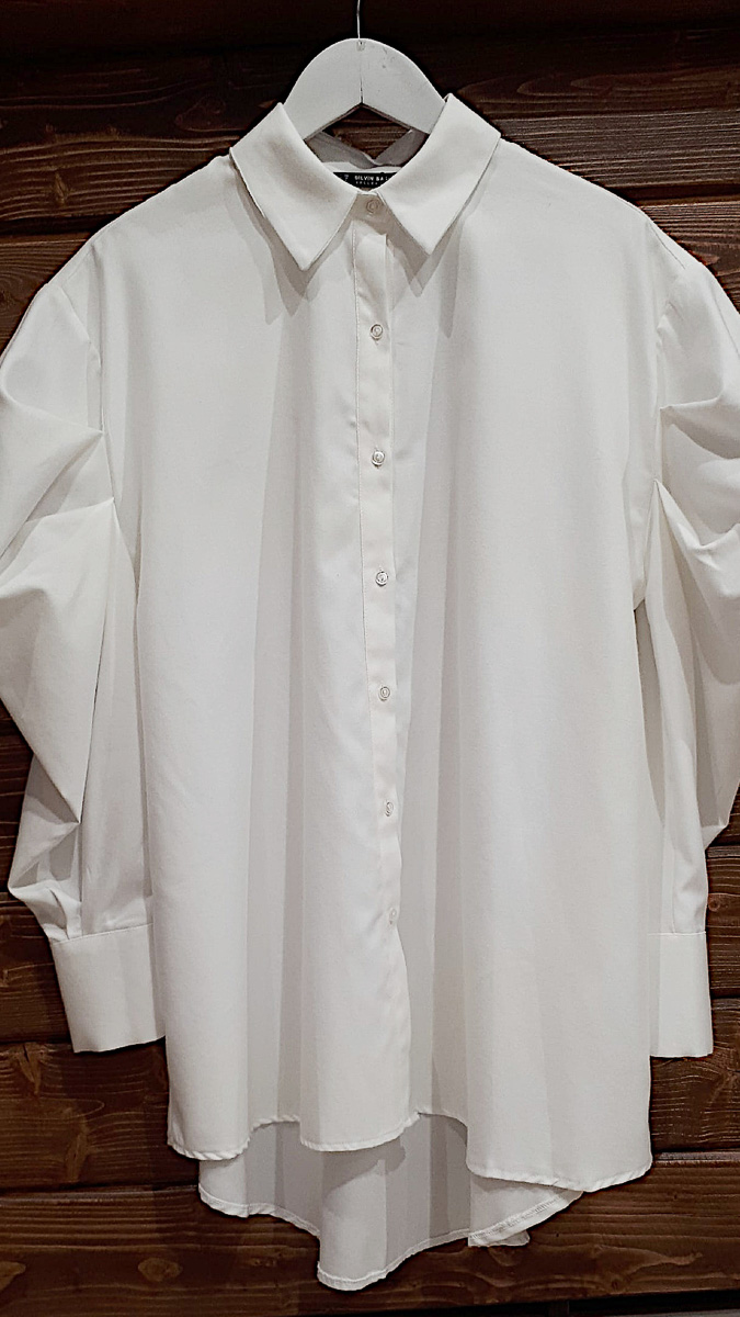 Осень-2020 начнется со дня на день. Стилист Ирина Безбородова помогла нам составить обзор трендовых вещей