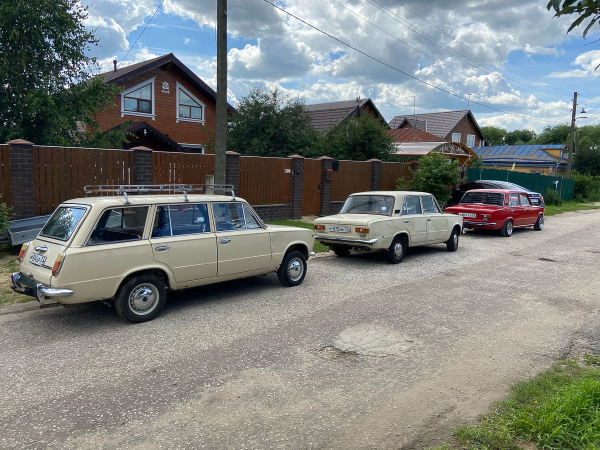 Павел Французов за три года сменил 25 автомобилей. Все они — «жигули». За что парень любит «классику» и как он ее апгрейдит