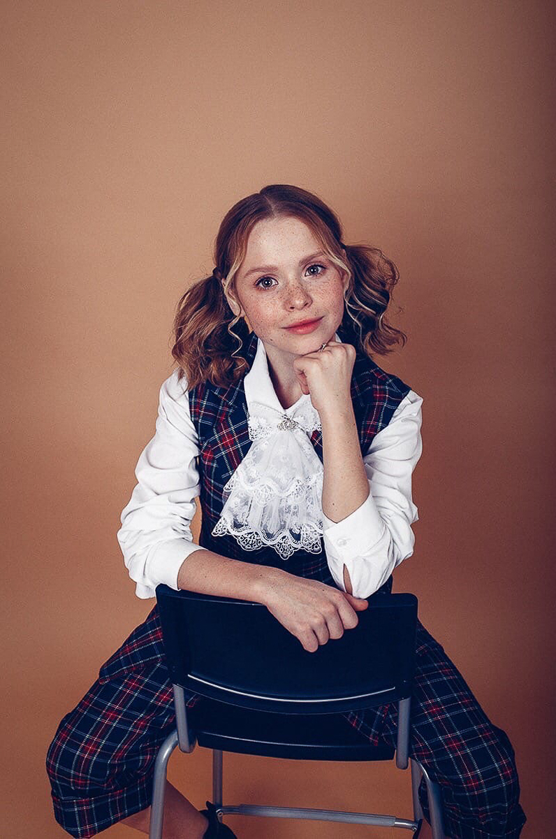 Дизайнер Наталья Рязанова рушит все шаблоны. Ее школьную форму детям хочется и нравится носить. А совсем скоро наряды талантливого мастера представят Владимирскую область на международном конкурсе Fashion bitva