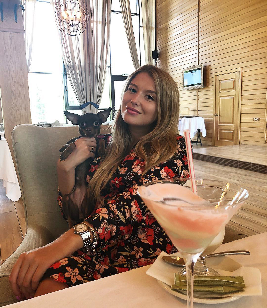 Тренд на заведения dog-friendly давно дошел и до Владимира. Мы составили обзор мест, в которых посетители уже были замечены вместе с любимыми питомцами. Причем не только с собаками