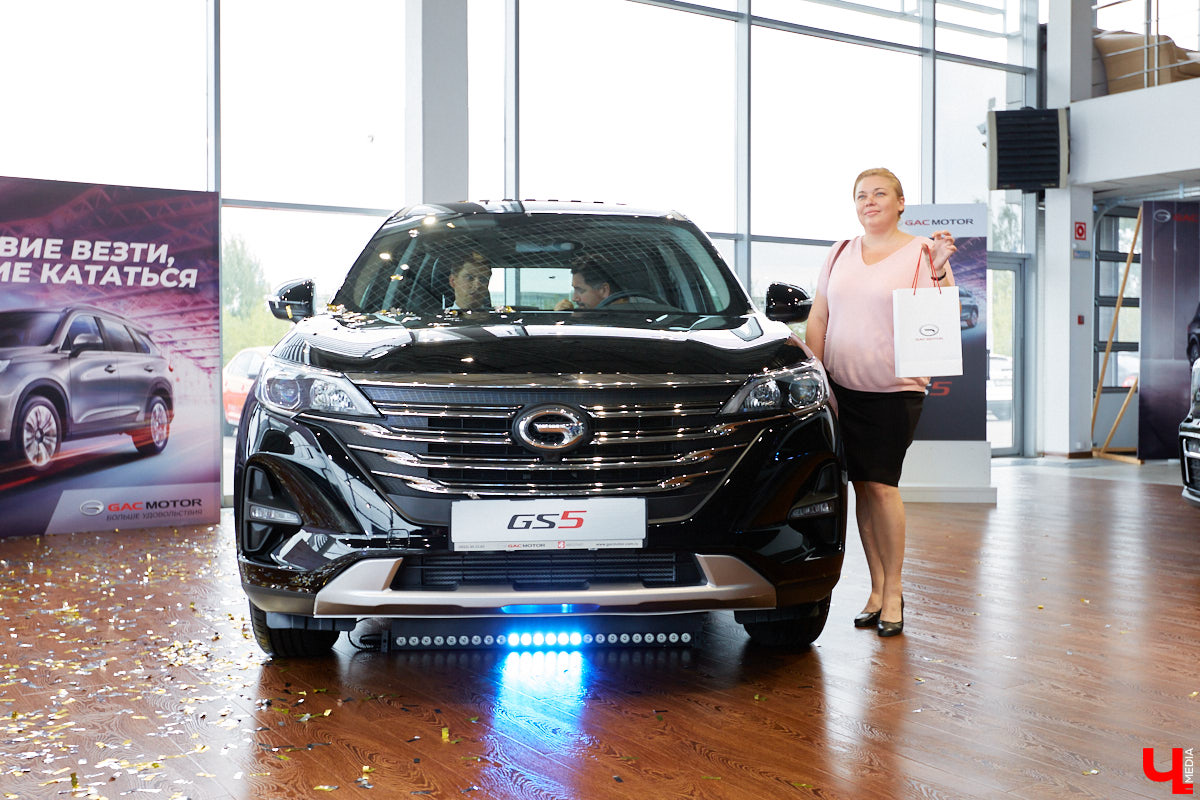 В России начались продажи кроссовера GS5 от GAC Motor. Владимирцы уже успели оценить новинку и поделились впечатлениями