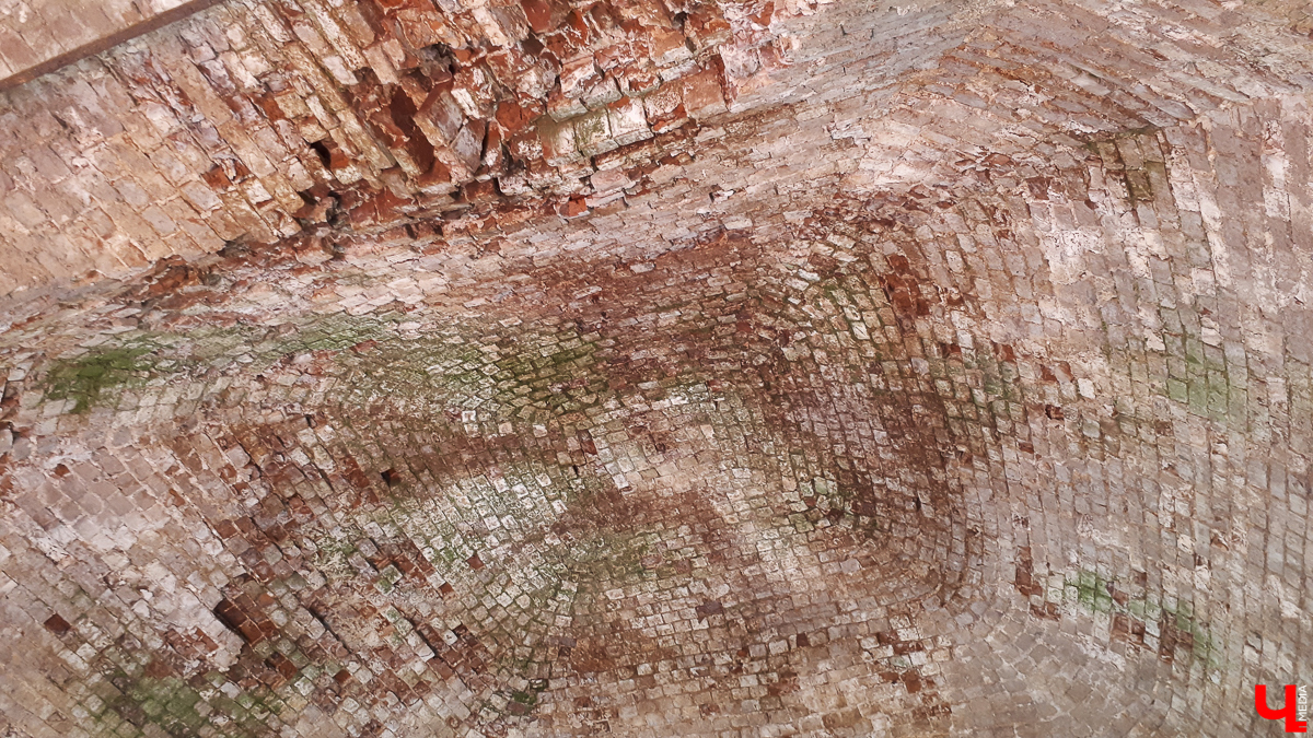 Экспедиция выходного дня в Карельскую Слободку и история двух заброшенных церквей