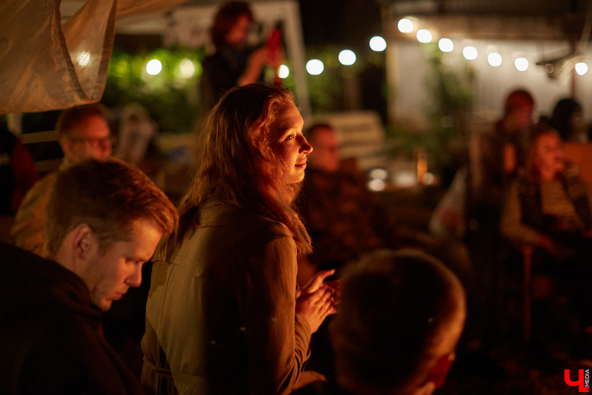 Во Владимире прошел вечер памяти Виктора Цоя, организаторы которого получили личное разрешение Кирилла Серебренникова на показ фильма «Лето»