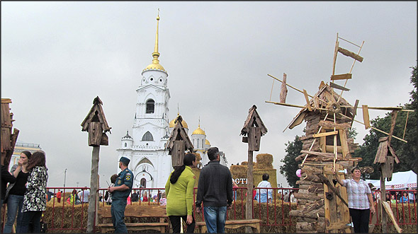 Пока не ясно, когда и как будут отмечать День города-2020. А раз не получается заглянуть в будущее, можно посмотреть в прошлое. И составить ретроспективу