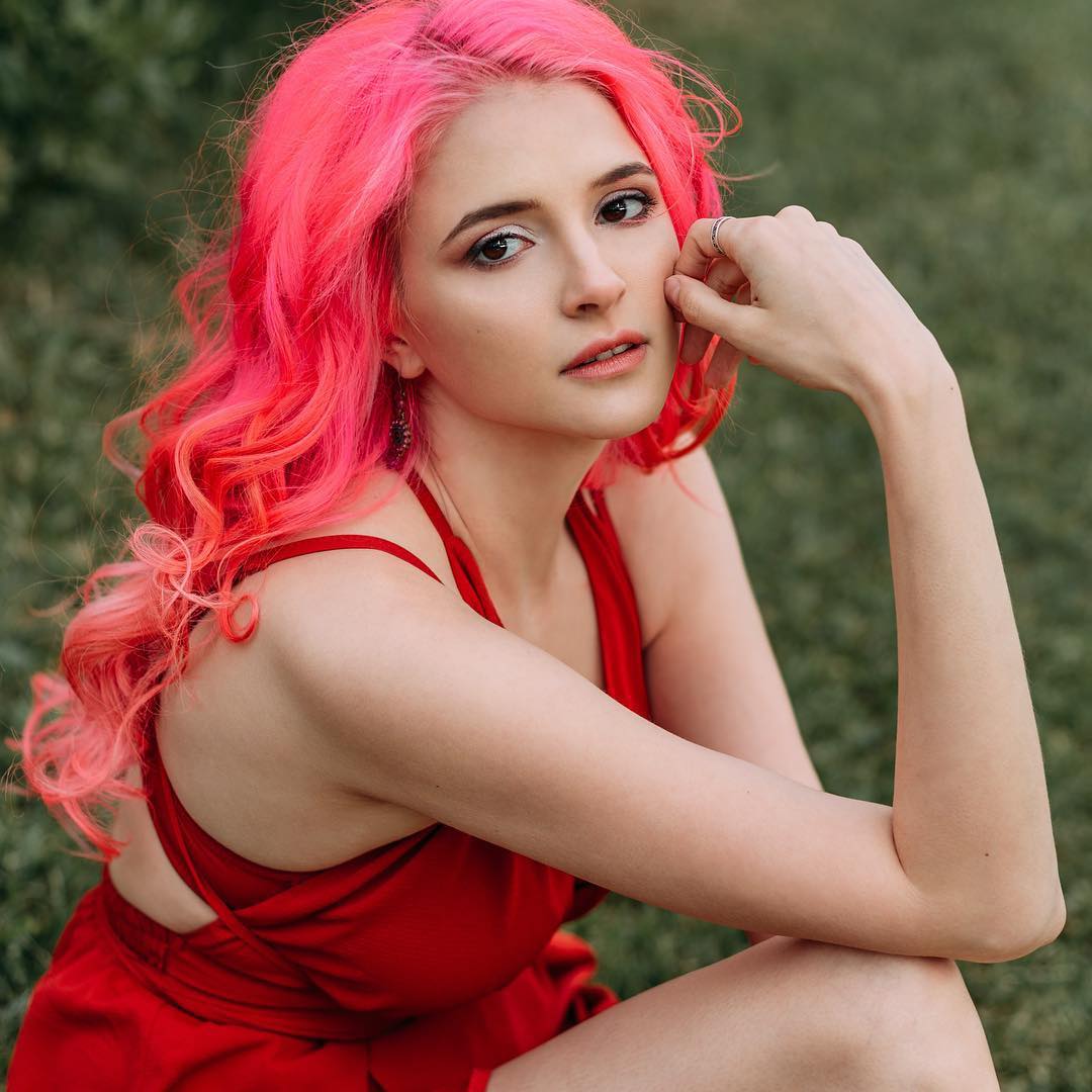 Спросили у арт-фотографа Алисы Руновой, каково это - создавать сказку во Владимире