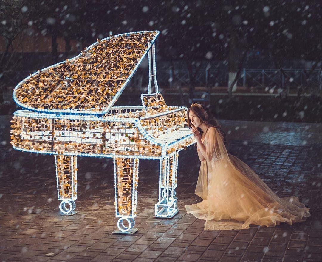 Спросили у арт-фотографа Алисы Руновой, каково это - создавать сказку во Владимире
