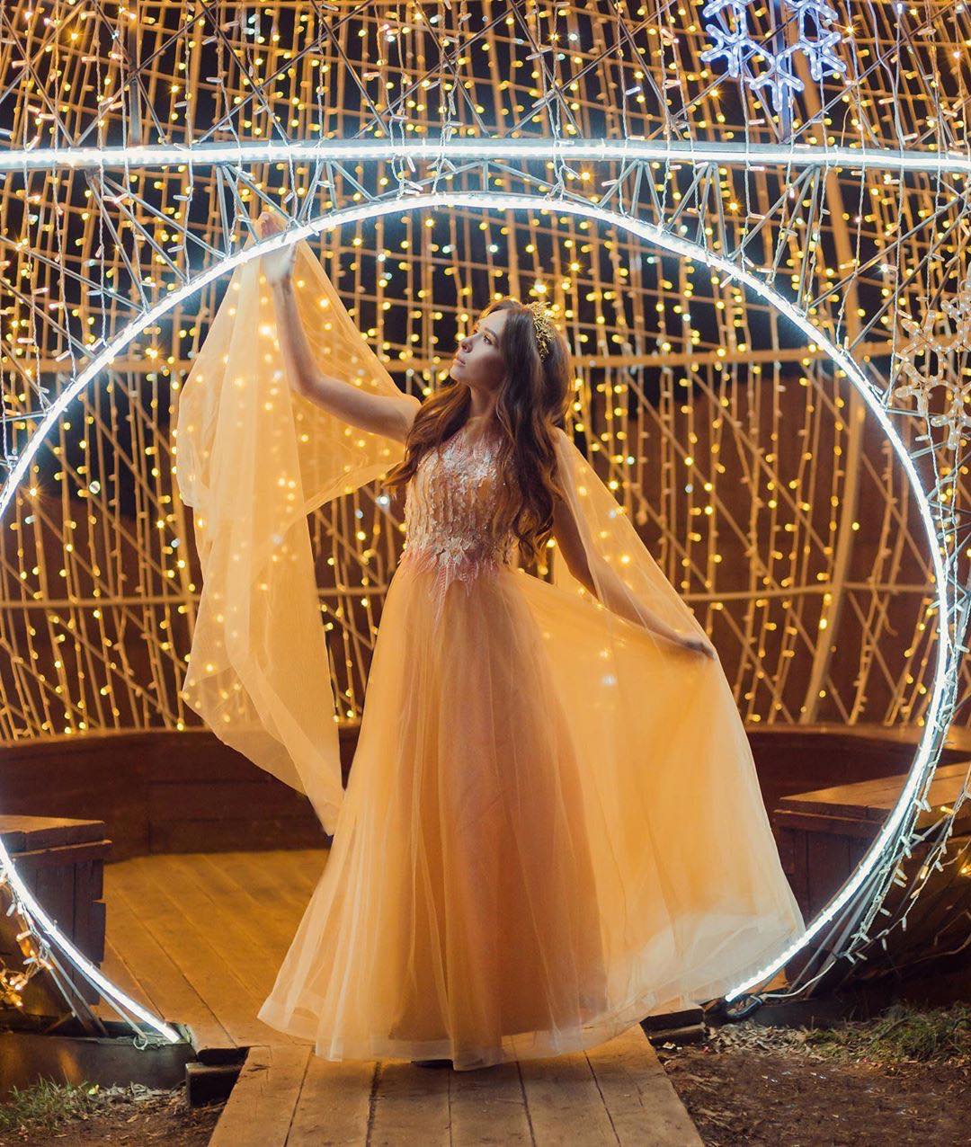 Спросили у арт-фотографа Алисы Руновой, каково это - создавать сказку во Владимире