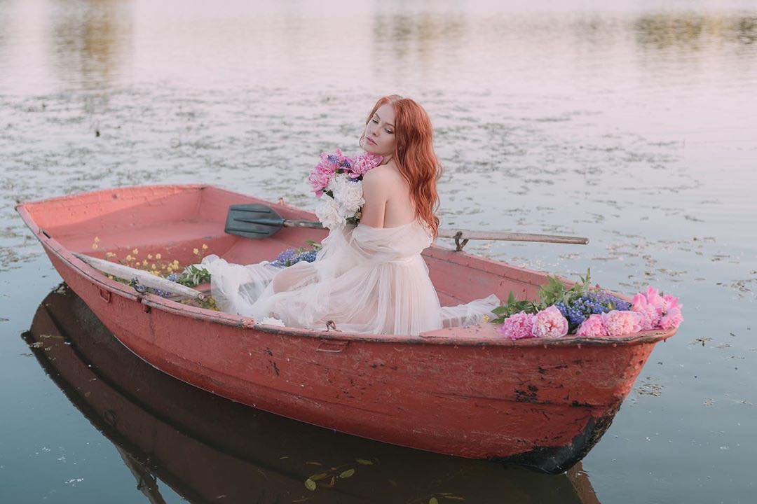 Спросили у арт-фотографа Алисы Руновой, каково это - создавать сказку во Владимире