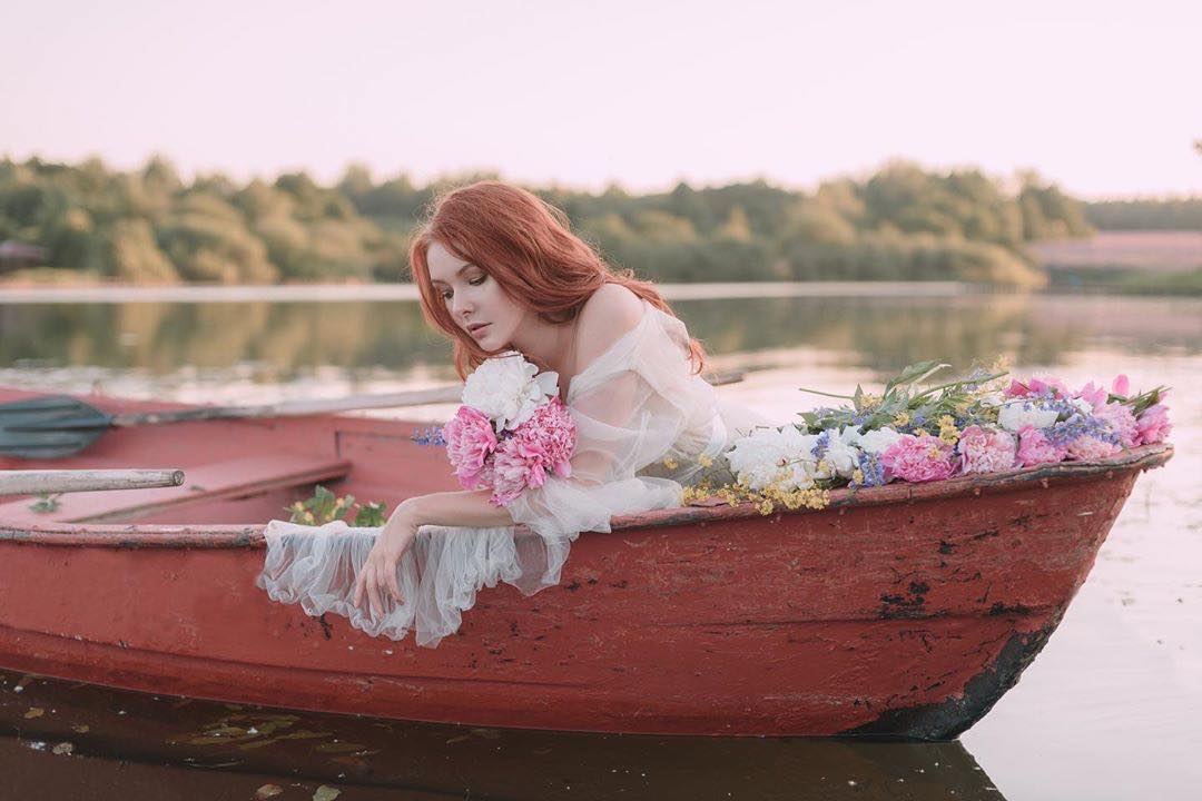 Спросили у арт-фотографа Алисы Руновой, каково это - создавать сказку во Владимире