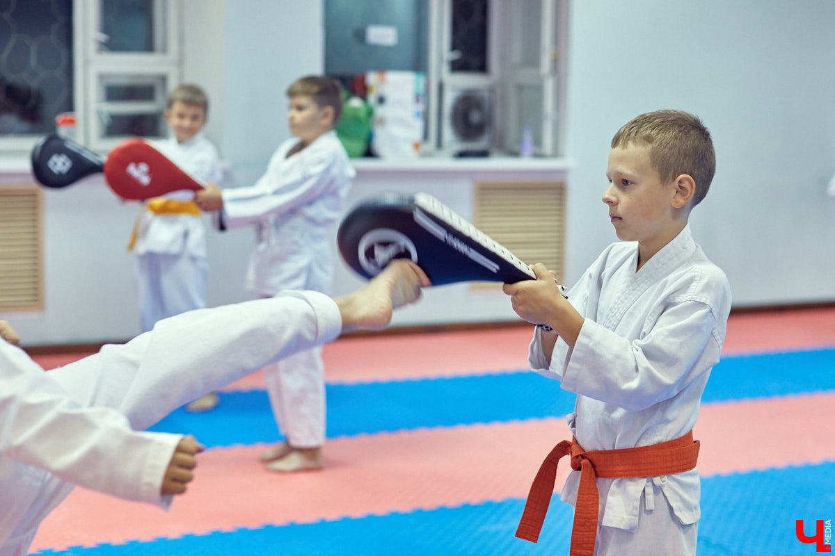 Где искать традиционное японское каратэ? Чем оно отличается от обычного? Объясняет тренер с двадцатилетним стажем и черным поясом Александр Кузьмин