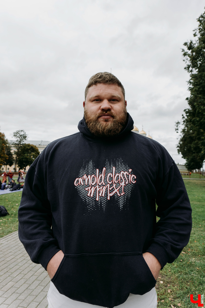 Владимир славится своими богатырями. Рассказываем про самые интересные забавы спортсменов, за которыми наблюдал весь город