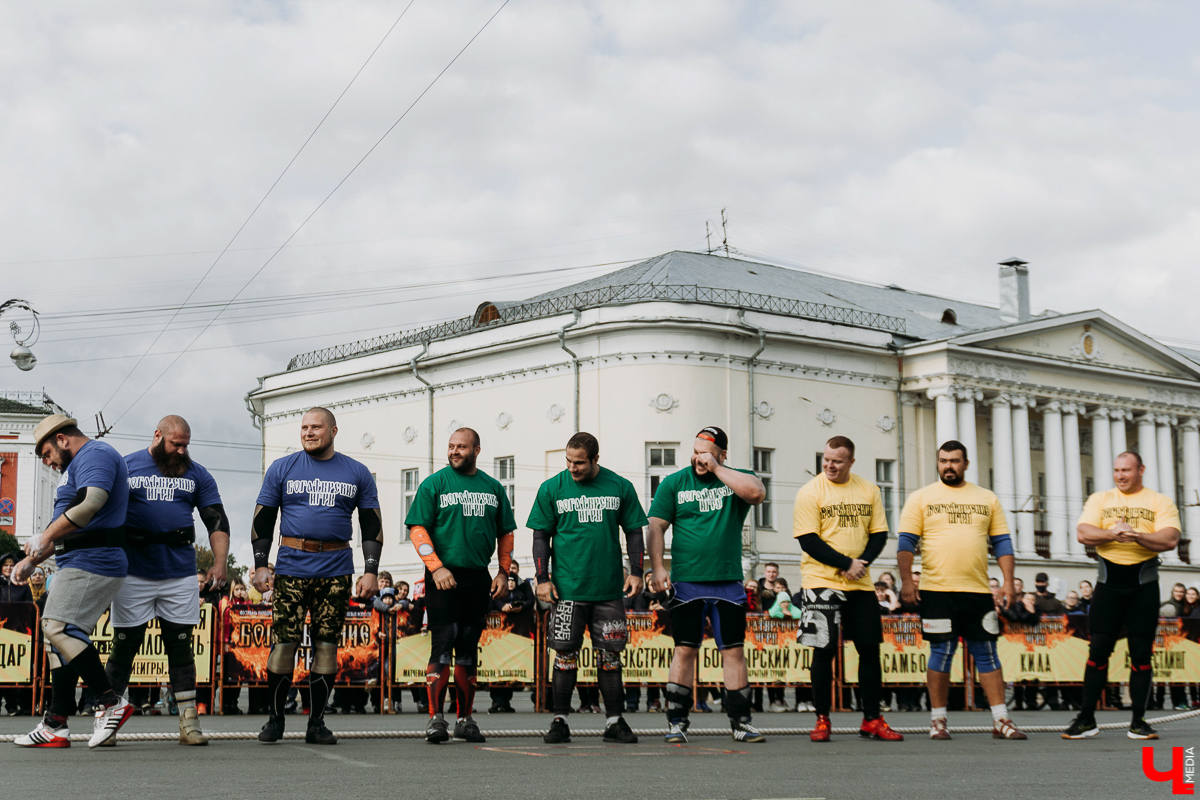Владимир славится своими богатырями. Рассказываем про самые интересные забавы спортсменов, за которыми наблюдал весь город