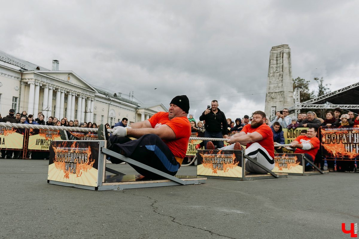 Владимир славится своими богатырями. Рассказываем про самые интересные забавы спортсменов, за которыми наблюдал весь город