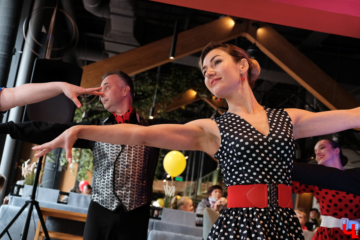 19-го сентября поддержать благотворительный фестиваль «Добрый Владимир» собрались и местные артисты, и гости из других городов и стран