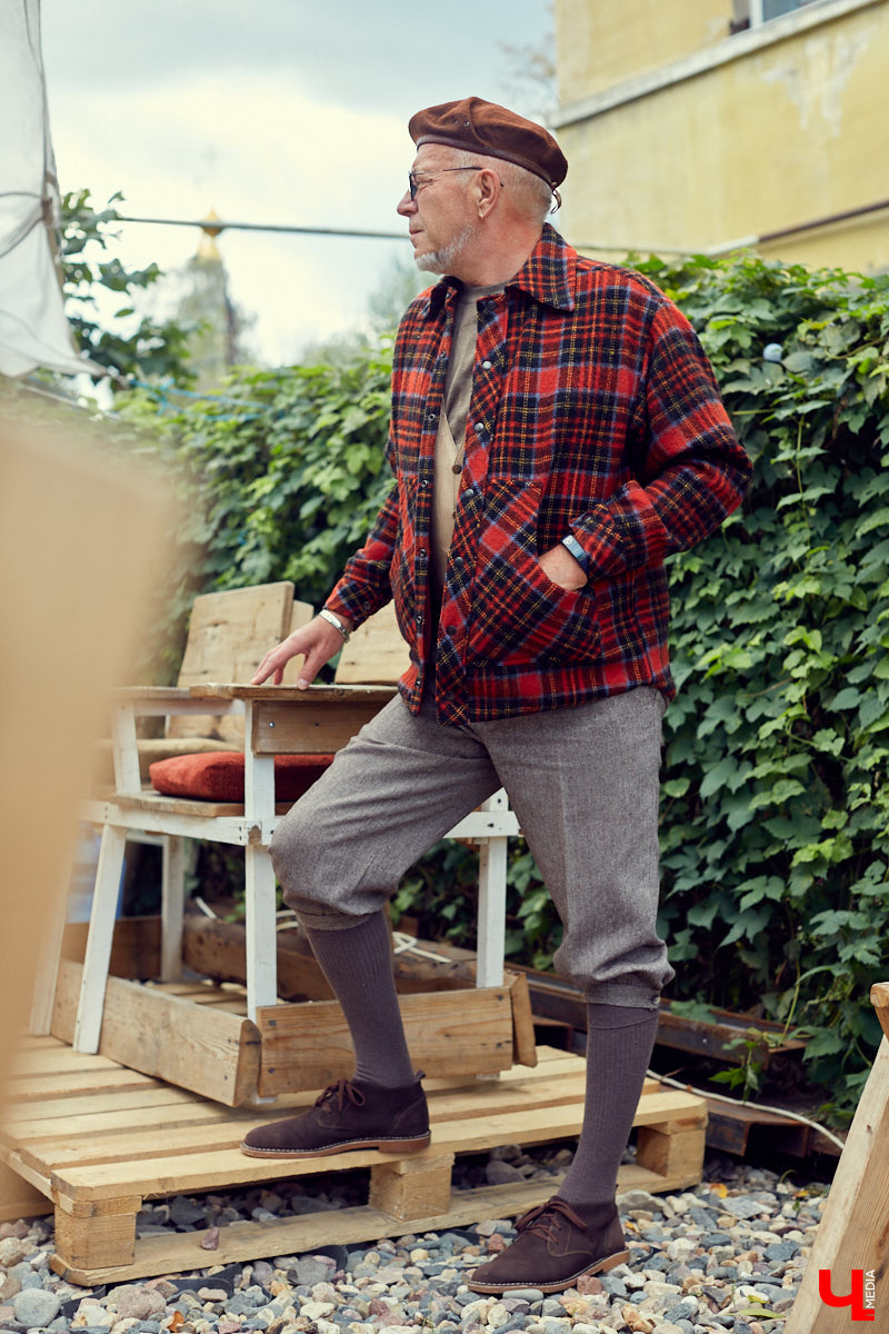 Несмотря на холод, в прошедшие выходные «Рестодвору» удалось убить двух зайцев — собрать стильно одетых горожан и создать камерную атмосферу английского праздника